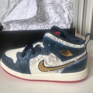 Kids Jordan 1 Mid Sneakers